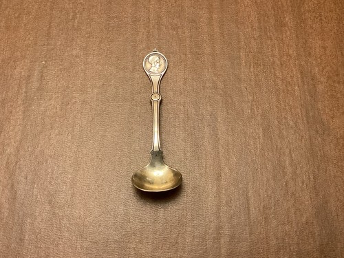 Reed barton roman medallion - &,