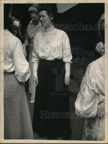 1971 press photo mrs thomas - 1971,
