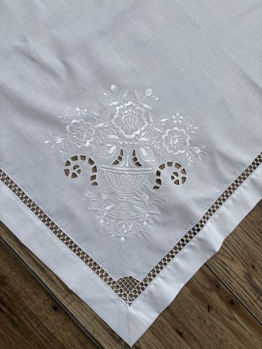 Madeira embroidery table - embroidery,