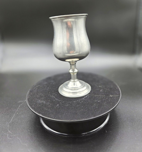 Vintage crown rose - rose, cast