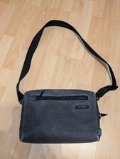 Pacsafe series cross body - z,