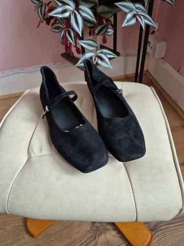 Uk10 black school girl - black,