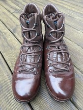 Altberg Defender Boots 10 M