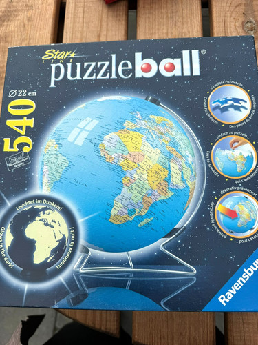 Ravensburger worl map - worl,