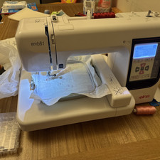 Elna EMB 81 Digital Embroidery
