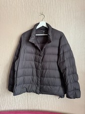 Uniqlo women down jacket size