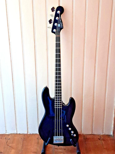 Squier deluxe active jazz bass - deluxe,