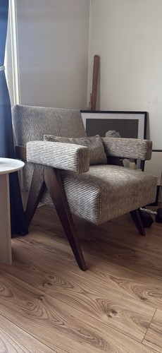 Beige velvet chair - velvet, lacquered