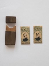 2 antique Gillette razor