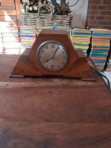 Smiths mantle clock - mantle, art