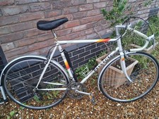 Vintage Peugeot Premiere road bike. 22 inch frame. very nice condition. 