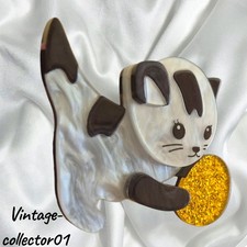 Modern Arcrylic Handmade BROOCH 3D Cute Black Grey kitten Cat Gold Glitter Ball 