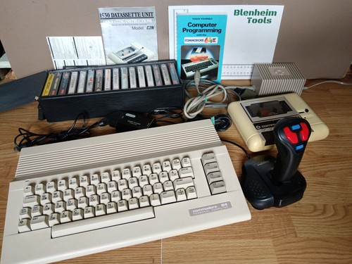 Commodore c64c bundle hdmi - 64,