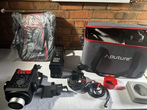 Aputure light storm 600d - aputure,
