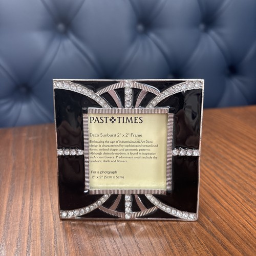 Vintage past times - times, deco