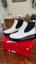 Wonders White & Black Leather