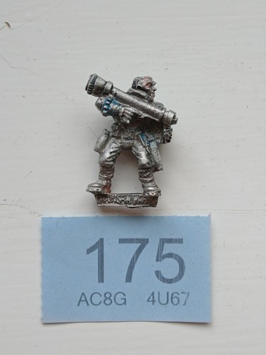 Chainsaw warrior missile - chainsaw, w/missile
