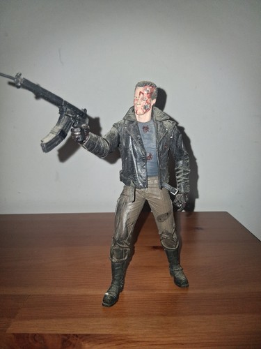 Terminator t800 action figure - terminator,