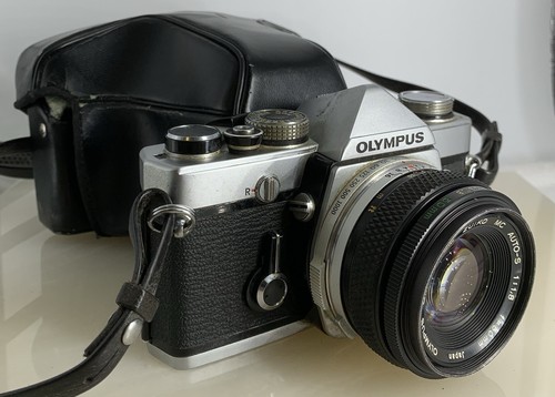 Olympus 35mm film slr - md,