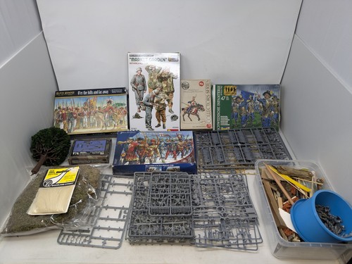 Job lot military modelling - lot,