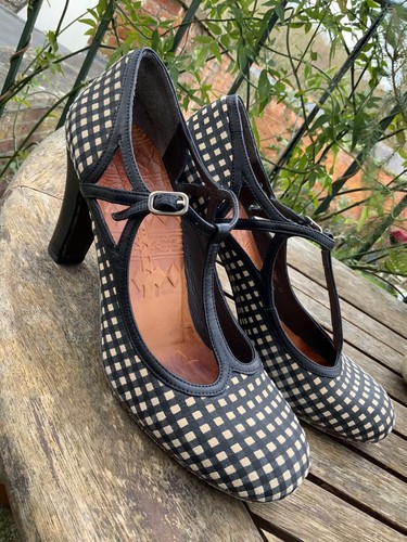 Chie mihara designer - mihara,