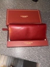 Brand New Boxed - Lloyd Baker