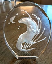 Danbury Mint Glass Otter l Sculpture in Crystal Philip Nathan Paper Weight