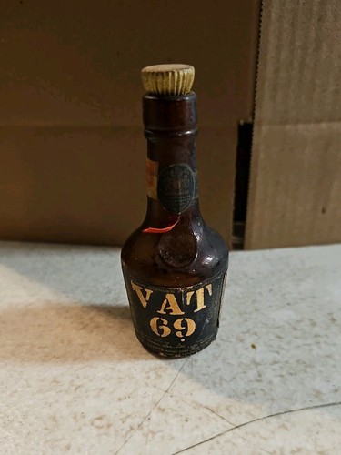 Vintage vat empty amber - vintage, 69