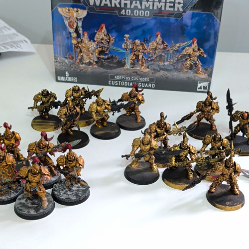 Warhammer adeptus custodes - warhammer,