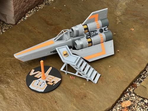 Battlestar galactica colonial - battlestar,