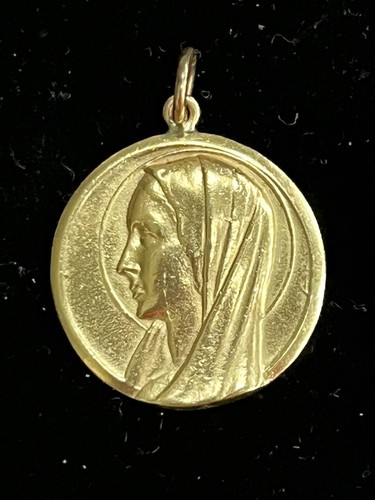 Vintage solid 9ct gold - solid,