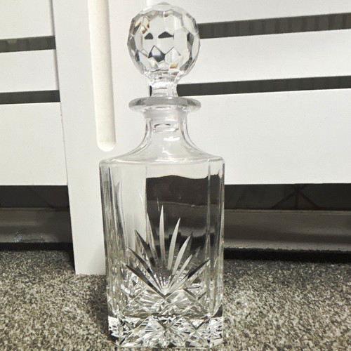Clear cut glass square - cut,