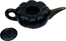 Vintage Chinese Black Jade Stone Teapot 13 cm wide 5 cm high