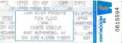 Pink floyd concert - pink,