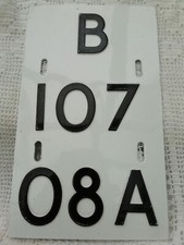 Vintage Salvage Road St Rail Marker Sign Pylon/Hydrant/Electricity B 107