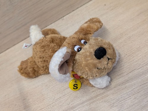 Rare vintage plush - a&a,