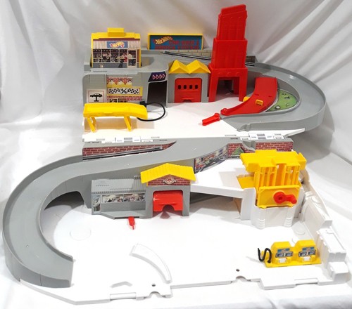 Hot wheels car - hot,