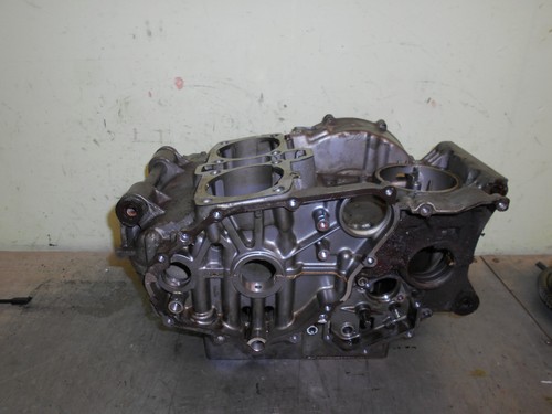 Kawasaki er5 crankcases - ,