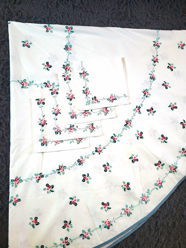 Vintage laura ashley round - vintage, 90"
