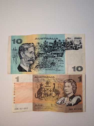 Australian banknotes 1 - 2,