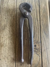 vintage Pincer pliers nippers nail pullers cutters 8 1/4 inch