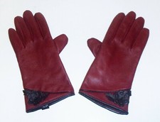 Beautiful Berry Coloured Leather Gloves by FASHION EXPRESSIONS size S NEW UNWORN