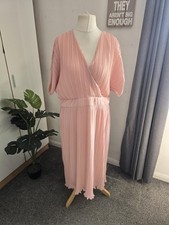 Boohoo Pale Pink Pleated Midi