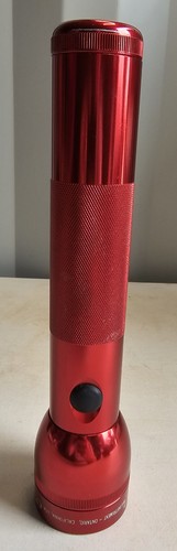 Mag lite cell flashlight - 2d,