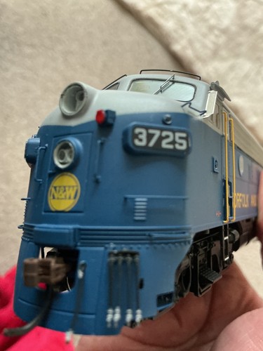 Athearn genesis f7a diesel - genesis,