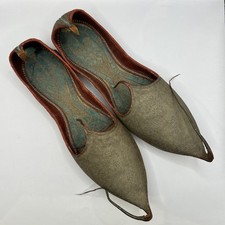 Vintage Handmade Indian Khussa