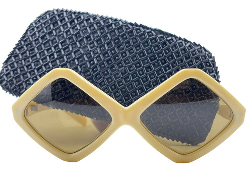 Vintage oliver goldsmith - vintage,