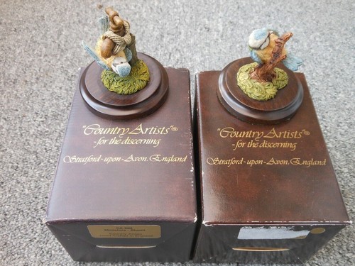 Two country artists miniature - two,