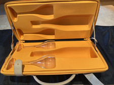 Veuve Clicquot Travel Hamper with 2 Champagne glasses Never Used/  NO Champagne