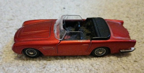 Dinky toys aston martin - toys,